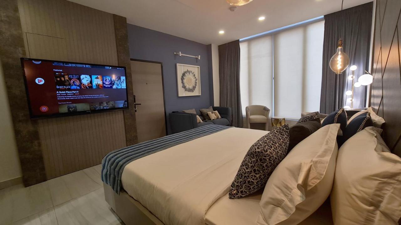 Aparthotel The Pool Labone Akra Zewnętrze zdjęcie