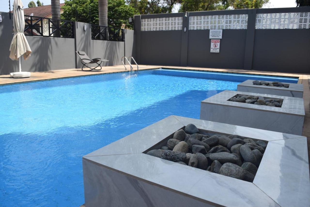 Aparthotel The Pool Labone Akra Zewnętrze zdjęcie